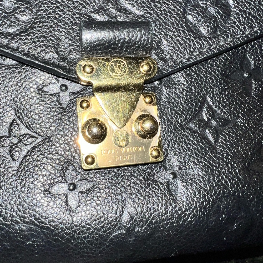 Louis Vuitton Pochette Métis Empreinte - Picture 6 of 12